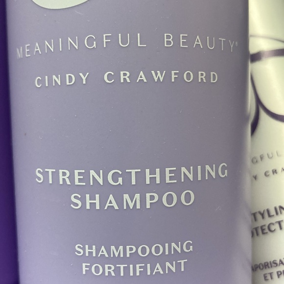 Cindy Crawford’s Meaningful Beauty Haircare 4 pc set. NEW. - Picture 3 of 7